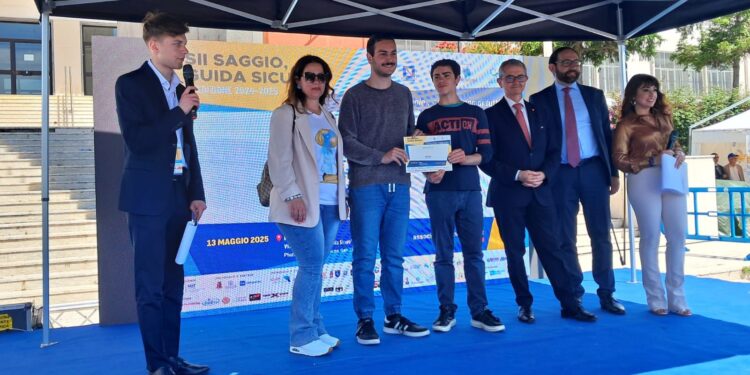 Premio ANAS per gli alunni della IIIA IP MAT del “Cicerone” di Sala Consilina