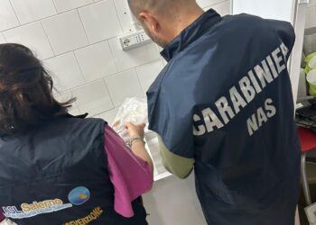 Controlli a tappeto dei Carabinieri: chiusura immediata di un ristorante a Pagani per gravi carenze igienico-sanitarie e lavoratori in nero