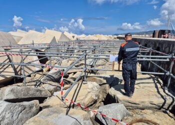 Controlli demaniali della Guardia Costiera: sequestrata area occupata abusivamente nel porto di Acciaroli