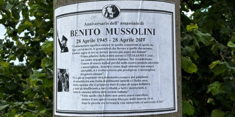 Manifesti pro-Mussolini tra Montecorvino Rovella e Olevano: sventola anche la bandiera della RSI