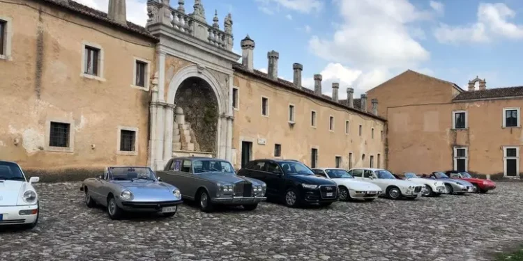 Le auto d’epoca arrivano in Cilento e nel Vallo di Diano con il “Rotary Sun Tour”