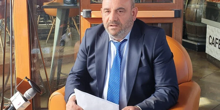 Corruzione edilizia a Santa Marina: arrestato il sindaco Giovanni Fortunato e un imprenditore napoletano