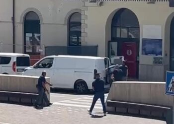 Tentata rapina a Potenza: fermato anche il quarto rapinatore. Recuperate armi e refurtiva: decisivo l’intervento della Polizia di Stato