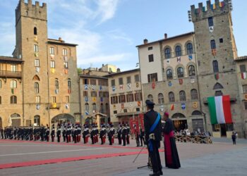 Bloccò un pedofilo in Toscana, riconoscimento a una carabiniera di San Rufo