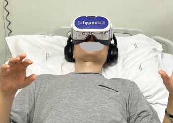 Realtà Virtuale a supporto dell’umanizzazione delle cure: introdotti nel reparto di Ematologia di Pagani