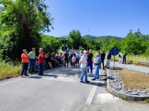 “Aria Pulita, Non Bitume”: centinaia in piazza tra Satriano e Sant’Angelo Le Fratte per difendere la salute