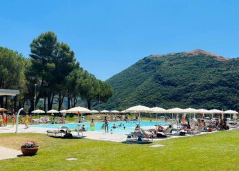 Vietri di Potenza, riapre la “Piscina del Sole”: dal 14 giugno sport, relax e natura per un’estate tutta da vivere