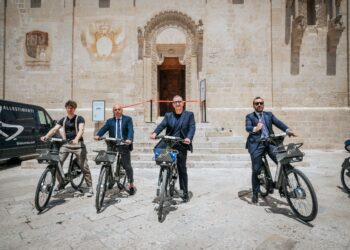 Matera pedala verso un futuro sostenibile: oltre 80mila noleggi in sei mesi con il bike sharing VAIMOO