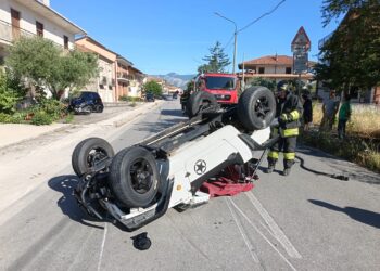 Una Jeep si ribalta a Teggiano (è la seconda in pochi giorni). Due fratelli feriti in modo lieve