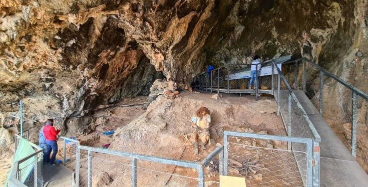 La Grotta della Cala di Marina di Camerota svela nuovi segreti: il sud crocevia dei primi Homo sapiens
