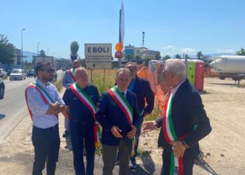 Via libera al nuovo svincolo autostradale di Eboli. Intanto i sindaci protestano per i ristori bassi