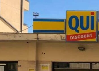 Rapina a mano armata al Qui Discount di Battipaglia: è caccia al malvivente