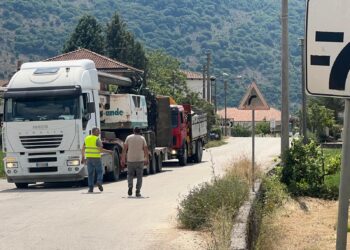 Ponte Caiazzano, sembrava una falsa partenza: è arrivata la trivella ed una squadra di operai