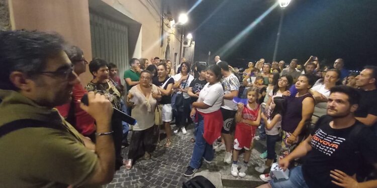 Sala Consilina riscopre il suo passato passeggiando “Tra Vicoli e Poesia”