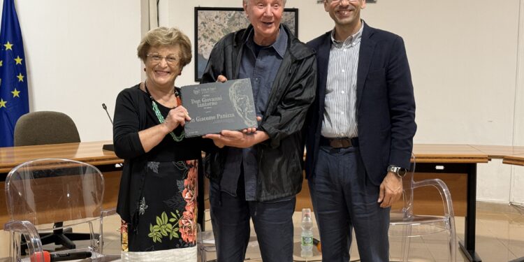 Sapri. A Don Giacomo Panizza il Premio Iantorno: “Esempio per le nuove generazioni”