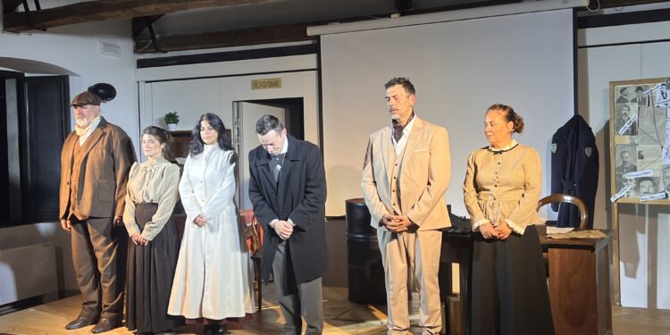 Padula celebra l’eredità di Joe Petrosino tra premi, teatro e nuove proposte per la memoria dell’eroe antimafia