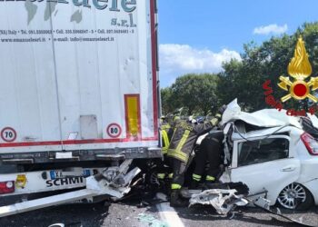 Auto sotto un tir a Nocera, muore 38enne napoletano. Donati gli organi