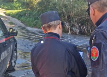 Battipaglia, cava abusiva scoperta dai Carabinieri Forestali: area sequestrata e denunce
