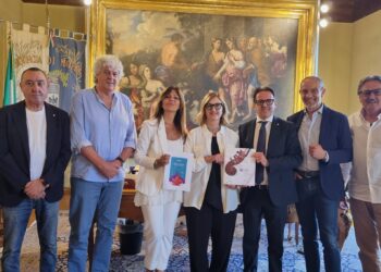 “Piazzolla Sinfonico”: l’Orchestra di Matera celebra la passione e la rivoluzione musicale