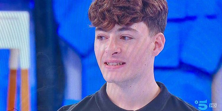 Pierpaolo Monzillo, ballerino di Atena Lucana, splende in “Amici”