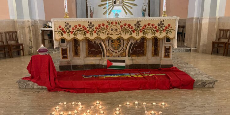 Sant’Arsenio, veglia di preghiera per Gaza: la comunità si è raccolta per invocare la pace