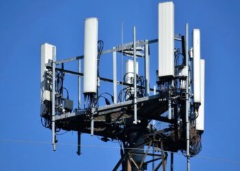 Bocciata la realizzazione dell’antenna 5G a Padula: “Opera troppo impattante sul paesaggio”