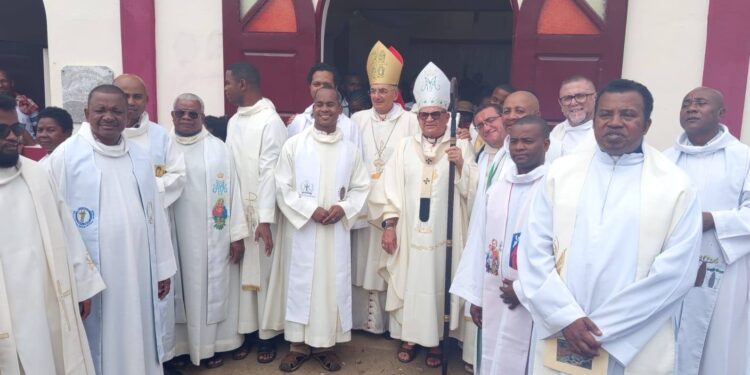 Una nuova chiesa in Madagascar grazie alla Diocesi di Teggiano-Policastro