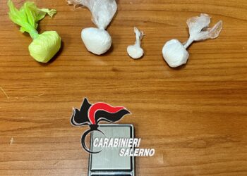 Pusher arrestato a Salerno con 73 grammi di cocaina e crack