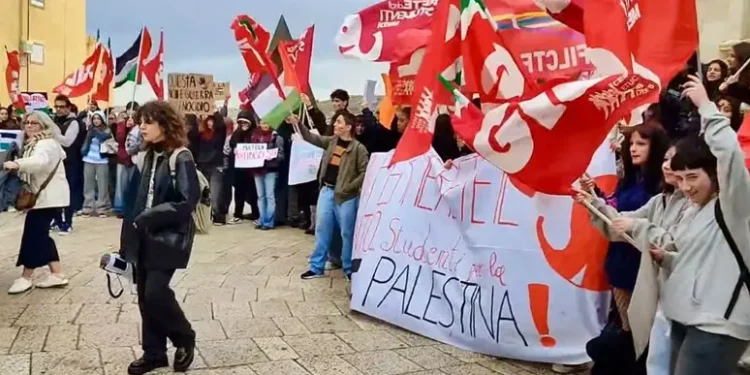 Sciopero generale per la Palestina, cortei anche a Potenza e Matera