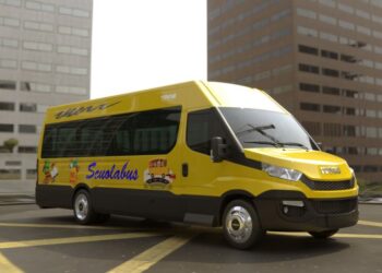 Scuolabus elettrici a Polla e Caggiano: nuovi mezzi ecologici per gli studenti  finanziati dalla Regione
