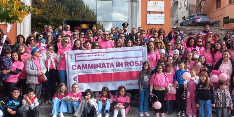 Camminata in Rosa a Tito per promuovere la prevenzione e raccogliere fondi