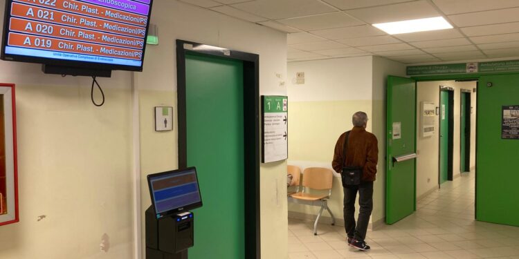 Ambulatori aperti di domenica per abbattere le liste d’attesa: l’iniziativa dell’Azienda Sanitaria di Matera