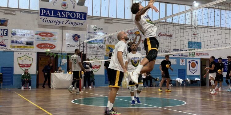 Valdiano a caccia del colpaccio a Casoria: domani sfida al vertice nel derby campano