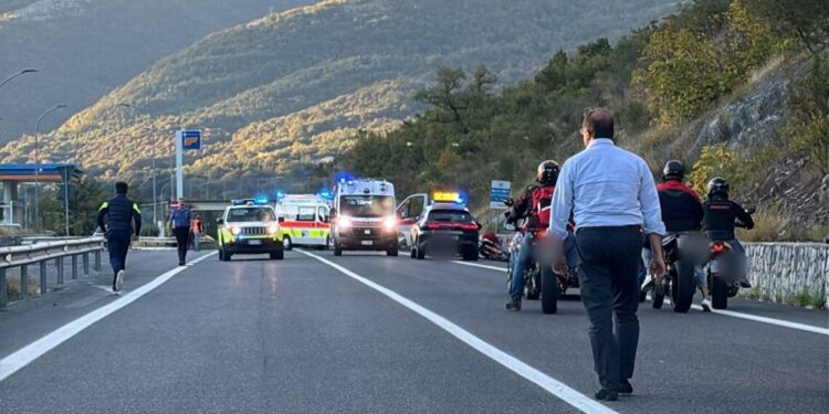 Dramma sulla SS Bussentina: una donna e un uomo di Monte San Giacomo muoiono nello scontro tra moto e auto