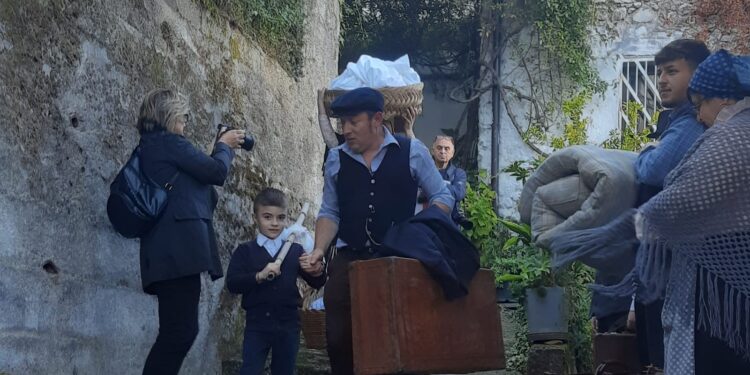 Sassano celebra le proprie radici in un viaggio tra storia, fede e memoria collettiva
