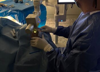 Operativo all’Ospedale di Matera il trattamento della cornea con l’innovativa tecnica del cross-linking