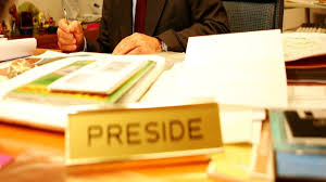 Dimensionamento scolastico, accolto il ricorso della Regione Campania. Stop al taglio dei dirigenti previsto dal Ministero