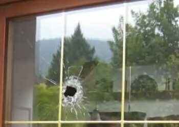 Ogliastro Cilento, colpi d’arma da fuoco contro un’abitazione: indagini in corso