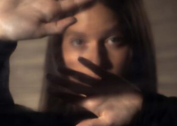 Violenza sulle donne, 25 denunce in dieci mesi: il bilancio di “Telefono Donna” e l’impegno delle istituzioni