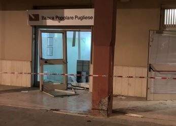 Fanno esplodere un bancomat a Scanzano Jonico e fuggono con 55mila euro. Il sindaco: “Abbiamo bisogno della caserma dei carabinieri”