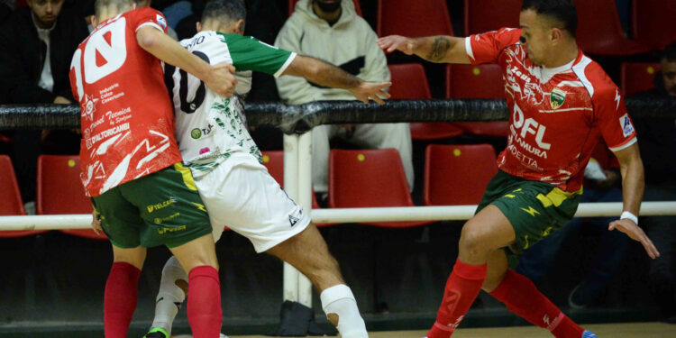 Notte amara per lo Sporting Sala Consilina: la Sandro Abate sfrutta gli errori e fa suo il derby