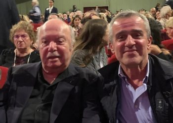 Sala Consilina accoglie Lino Banfi: il 28 dicembre l’atteso ritorno dell’amato attore pugliese