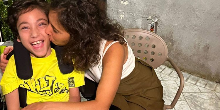 “Il sorriso di Samuele”, dal dolore alla speranza: parte la raccolta fondi per il Guscio dell’ospedale Gaslini