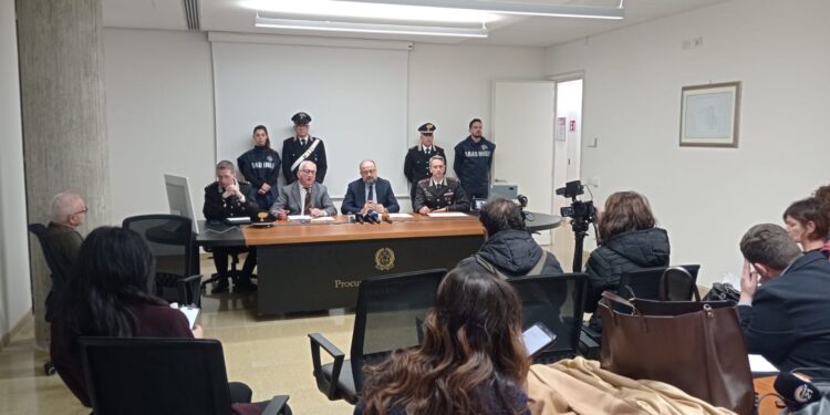 Salerno, Napoli e Foggia: sgominata organizzazione criminale attiva nel gioco online e nel riciclaggio, tre arresti e sequestri per oltre 4 milioni