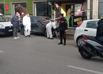 Lite degenera in  accoltellamento a Salerno, 40enne trovato ferito sul Lungomare Trieste