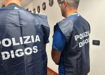 Scrive post minatori contro il Papa e il Presidente Mattarella: denunciato un uomo a Salerno