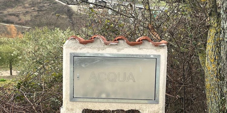 Vietri di Potenza, l’acqua arriva nelle aree rurali: svolta storica dopo 40 anni di attesa