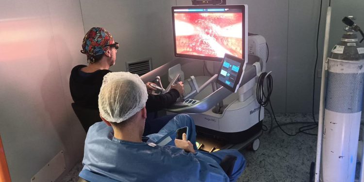 All’ospedale di Matera i primi due interventi con la piattaforma robotica HUGO