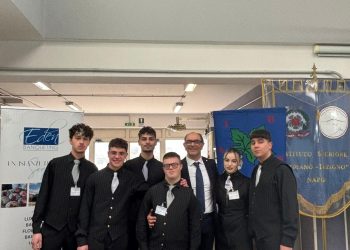 Talento e passione in gara: l’IPSEOA dell’istituto “Sacco” di Sant’Arsenio trionfa al GP Next Generation Bartender