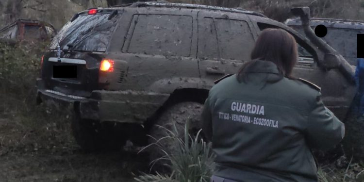 Serre, stretta sui fuoristrada nella Riserva Foce Sele Tanagro: scattano controlli e sanzioni